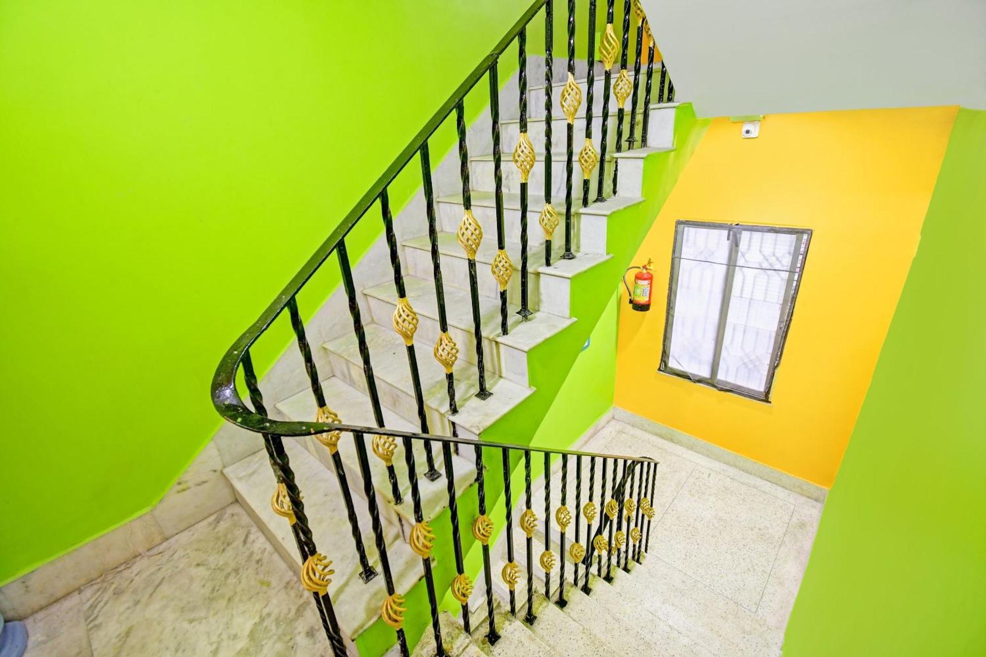 כלכותה Hotel O Ankan Regency Near Acropolis Mall מראה חיצוני תמונה